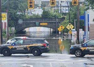 photo by Chris Zabaska